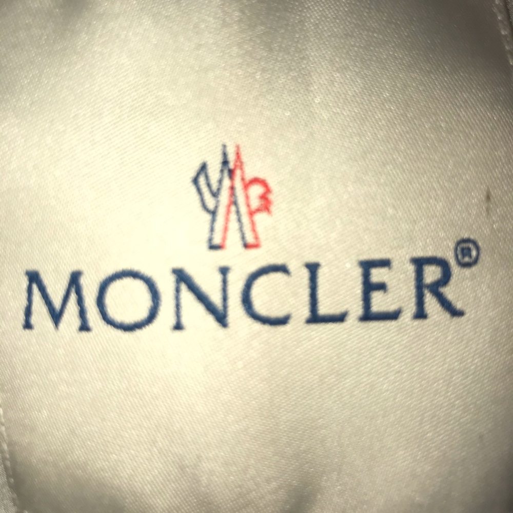 MONCLER Windbreaker - Picture 2 of 8